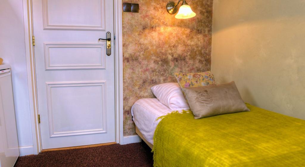 Pension & Spa De Watertoren Zandvoort Rum bild