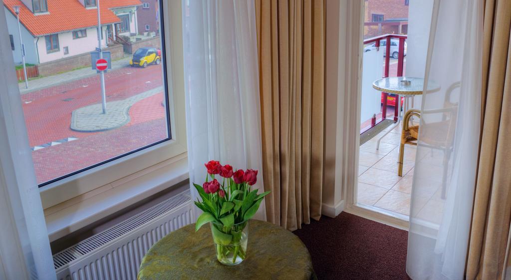 Pension & Spa De Watertoren Zandvoort Exteriör bild