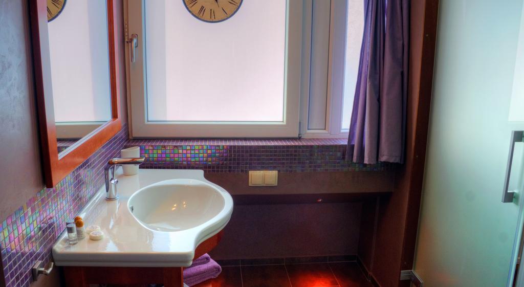 Pension & Spa De Watertoren Zandvoort Rum bild