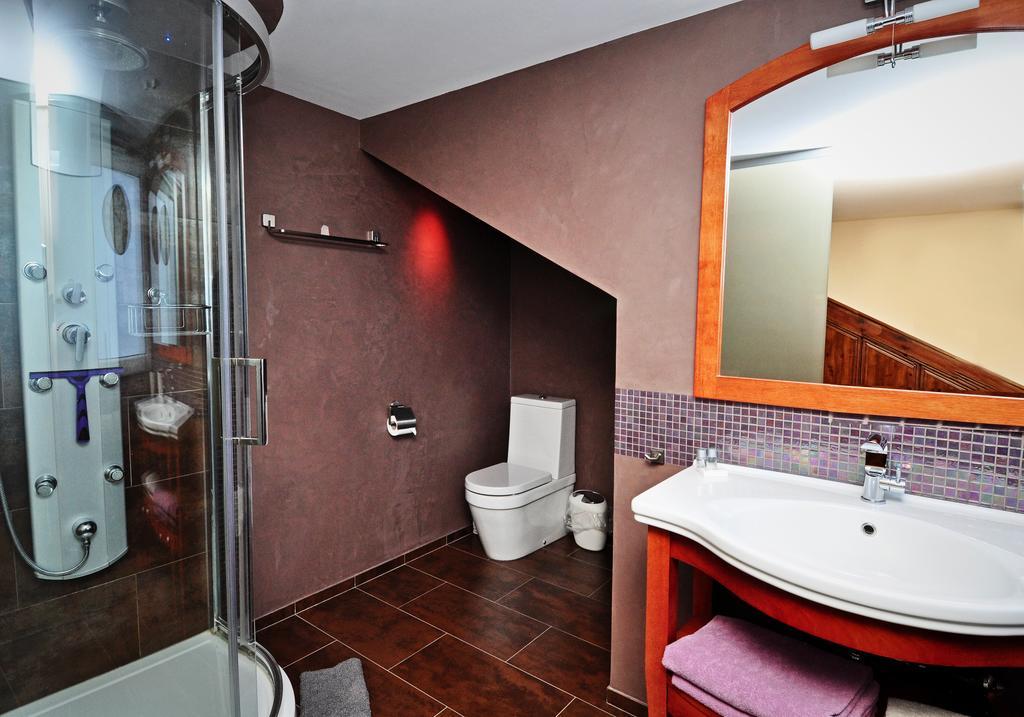 Pension & Spa De Watertoren Zandvoort Rum bild