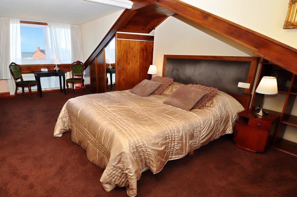 Pension & Spa De Watertoren Zandvoort Rum bild